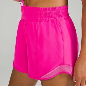 Lululemon Hotty Hot High-Rise shorts 4”